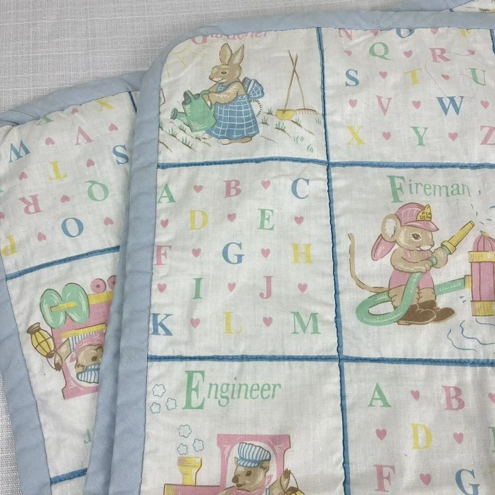 Vintage Baby Blanket Crib‎ Quilt ABCs Animals Pastel Mouse Bunny Bear 42x36